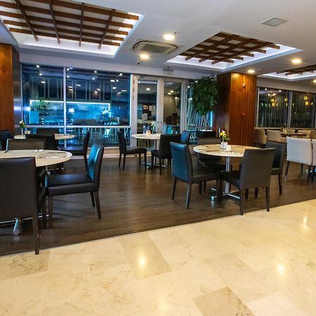 Отель Ramada Encore Istanbul Kartal Экстерьер фото